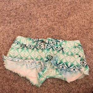 Patterned denim shorts